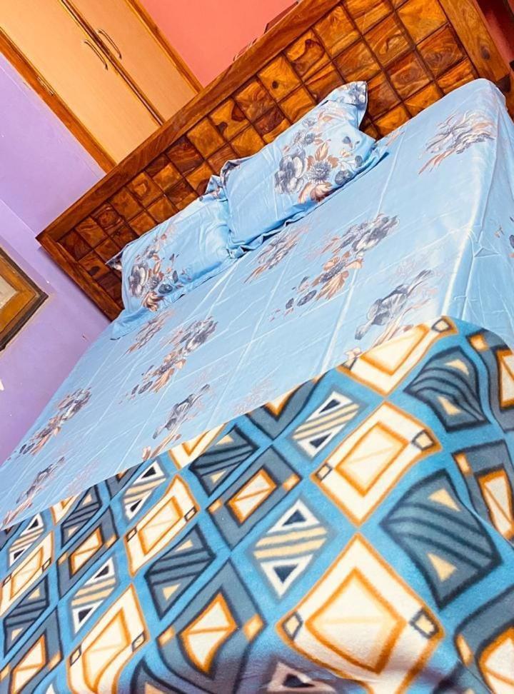 Sm Home Stay 1 Tirupati Bagian luar foto